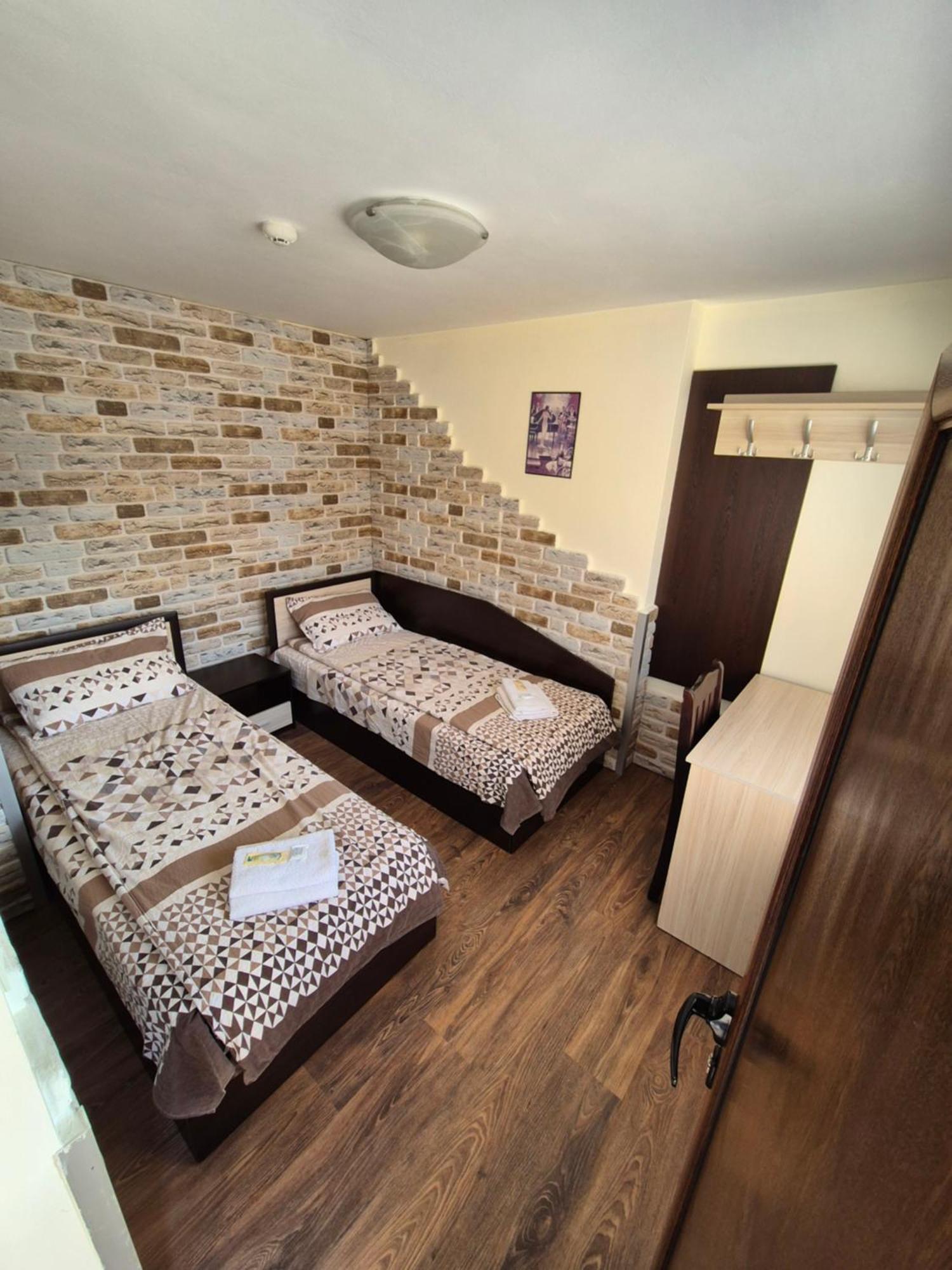 Divna Guest House โดสปัต ภายนอก รูปภาพ