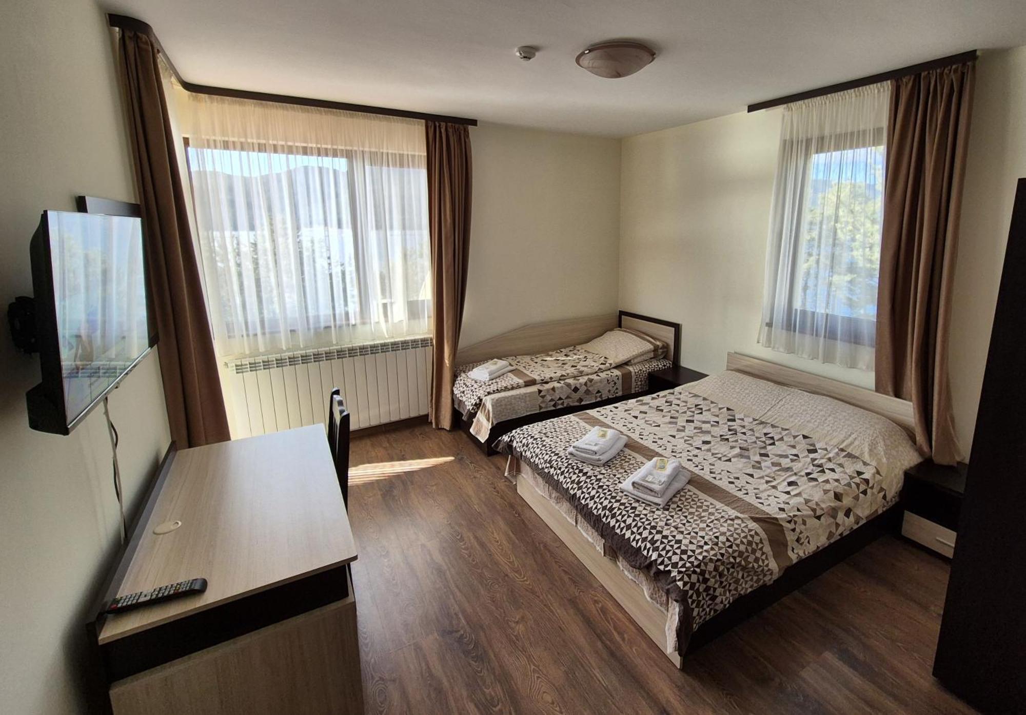Divna Guest House โดสปัต ภายนอก รูปภาพ