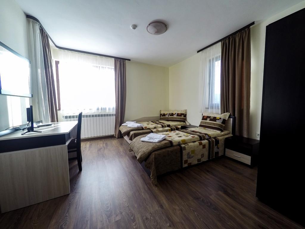 Divna Guest House โดสปัต ภายนอก รูปภาพ
